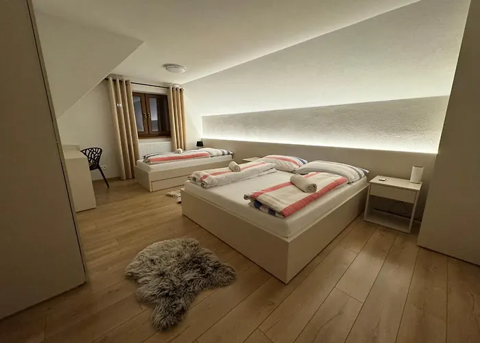 Drevenica Skye בית נופש *